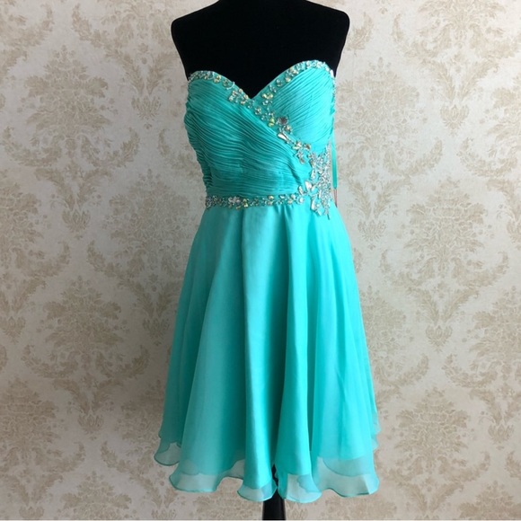 BNWT May Queen chiffon beaded dress - Picture 2 of 10